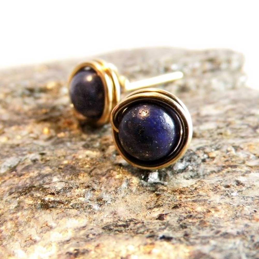 blaue-lapislazuli-ohrstecker Ohrstecker Lapislazuli Goldfilled