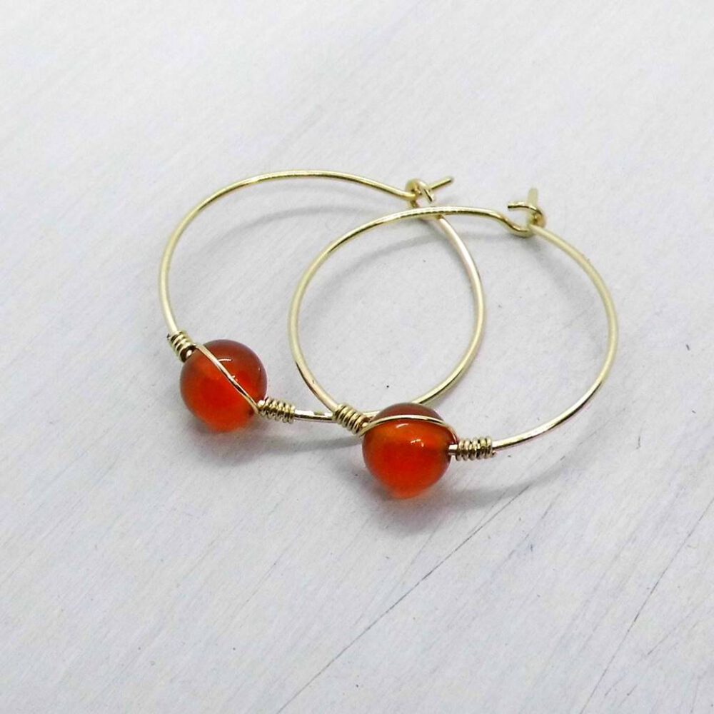 goldfilled-creolen-mit-oranger-karneol-perle Creolen Goldfilled mit orangem Karneol
