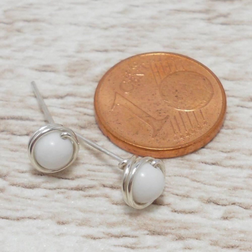 Mini Howlith Ohrstecker weiß 935 Silber