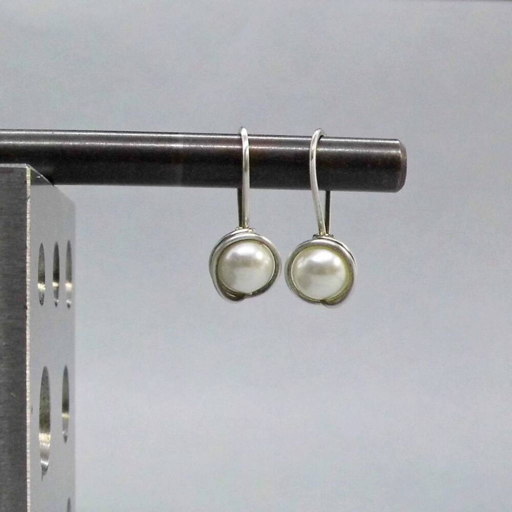 kleine-muschelkern-perlen-ohrringe-silber Perlen Ohrhänger creme-weiss 935 Silber