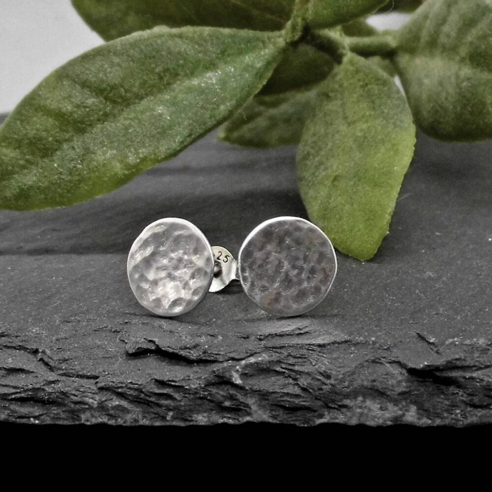 Silber Ohrstecker gehämmerte Scheiben