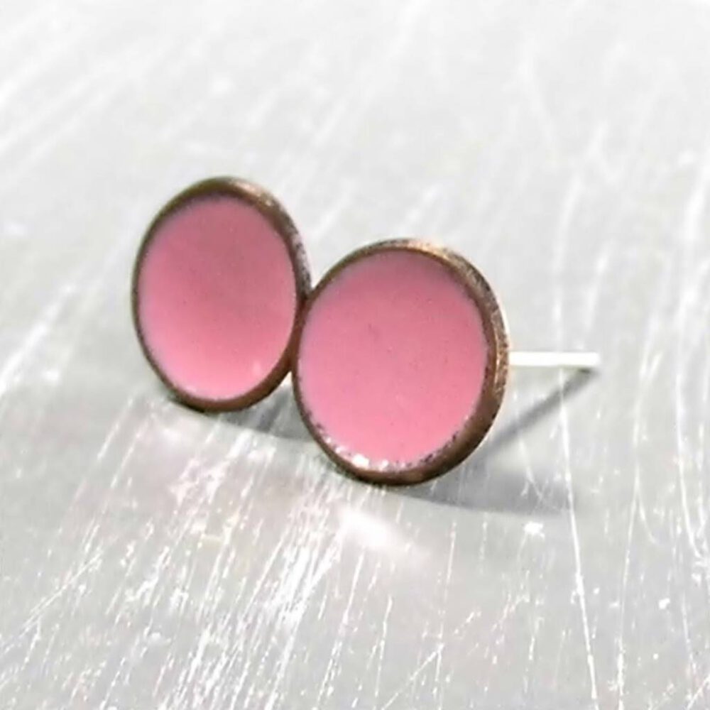 Emaillierte Ohrstecker rosa