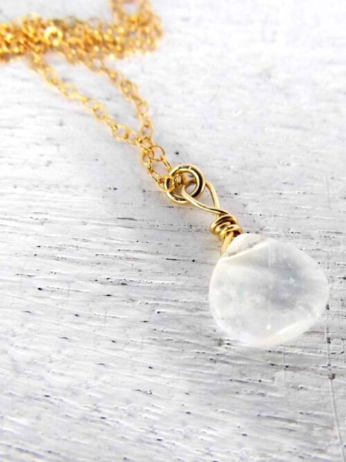goldfilled-kette-mit-mondstein-anhaenger Kette mit Mondsteintropfen Goldfilled