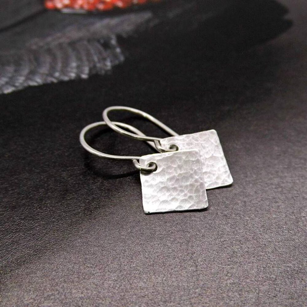 Ohrhänger Raute gehämmert 935 Silber
