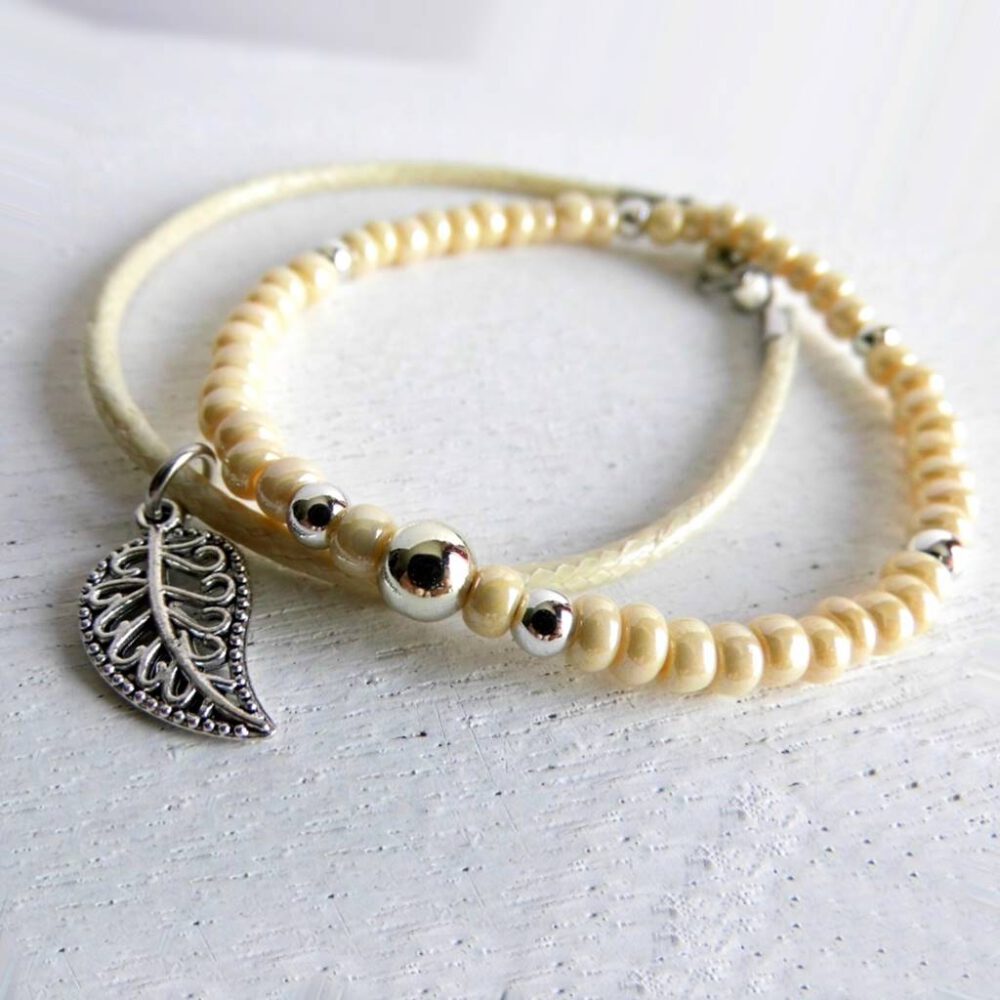 Armband Set vanille mit Blatt Anhänger