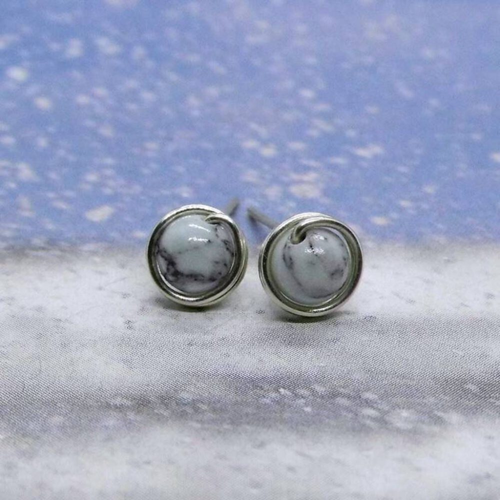 Mini Howlith Ohrstecker hellblau 935 Silber