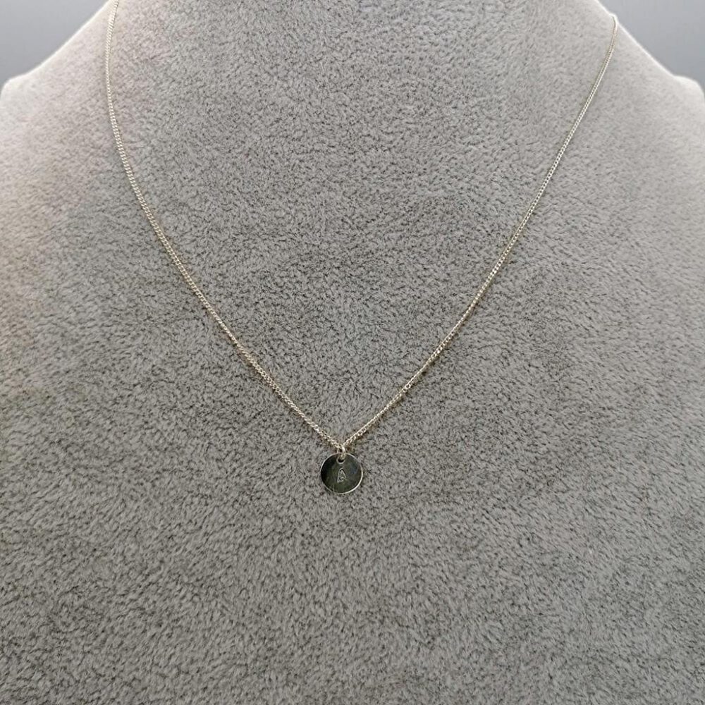 personalisierbare-silber-kette Silber Kette mit personalisiertem Anhänger