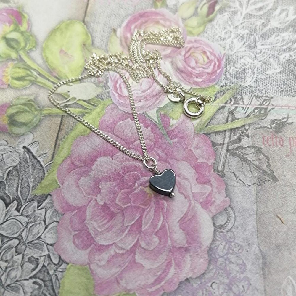 Silber Kette mit Hämatit Herz