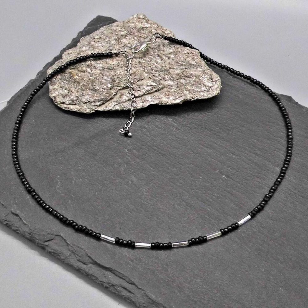 choker-schwarz-silber-perlen Choker schwarz-silber