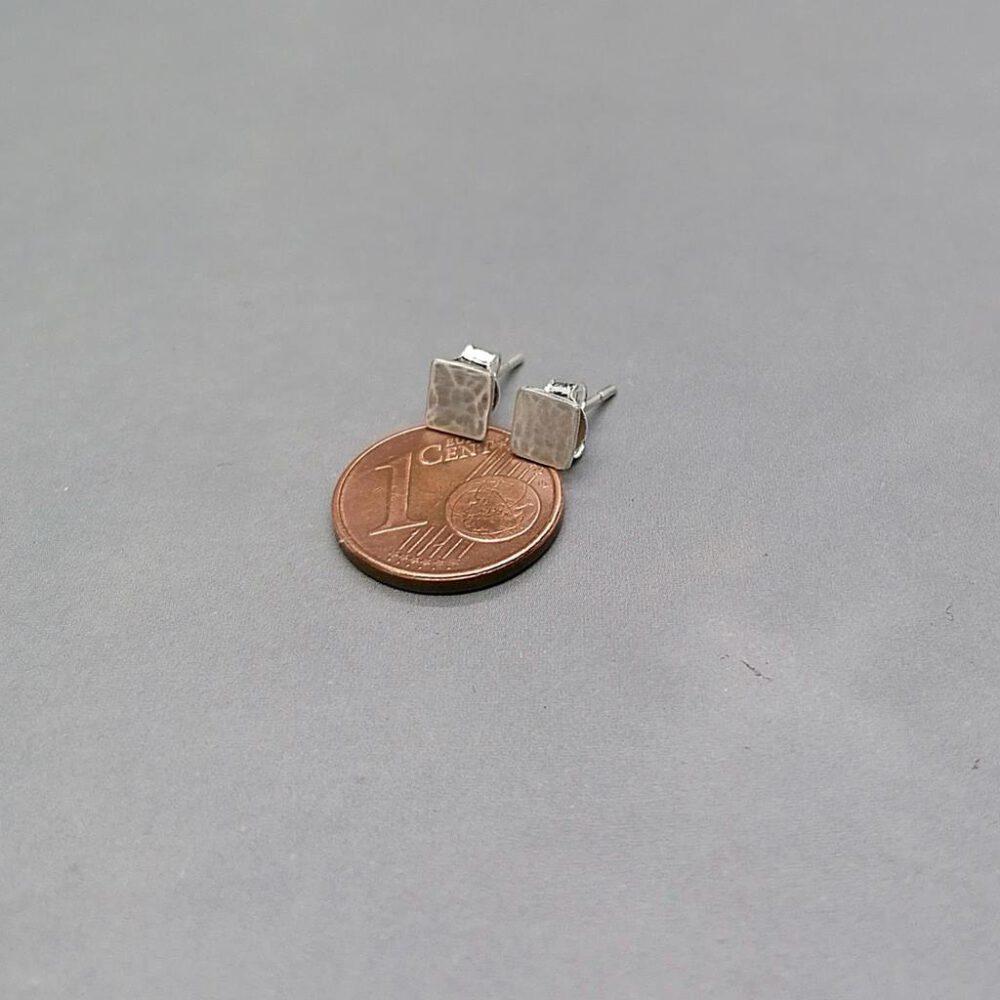 Ohrstecker Quadrat 935 Silber gehämmert