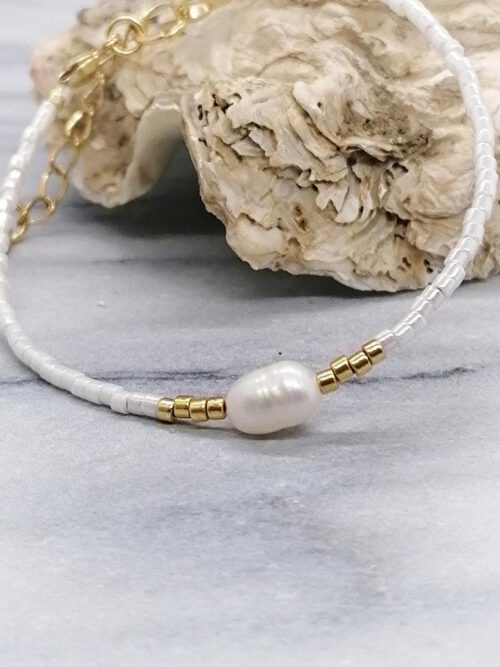 suesswasserperlen-armband-weiss-gold-mit-miyuki-perlen Armband Süsswasserperle weiß-gold