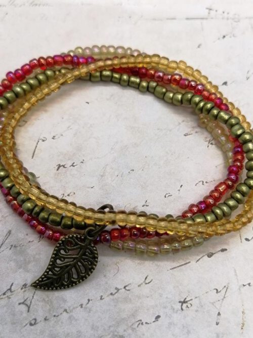 Armband Set rot-grün mit Blatt Anhänger