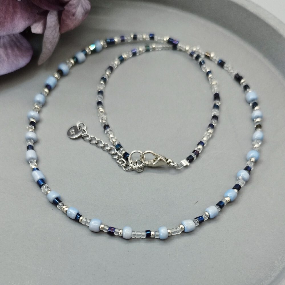 Kette Choker hellblau silber