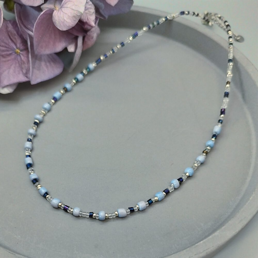 Kette Choker hellblau silber