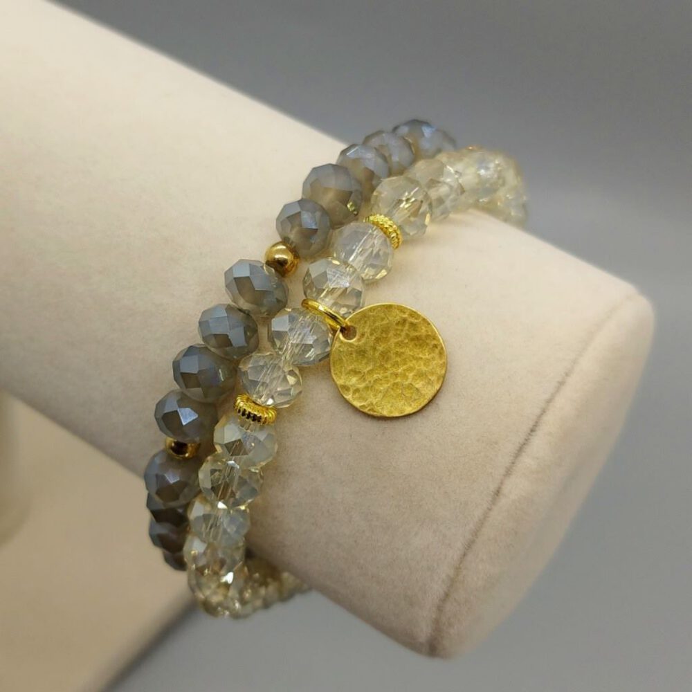 Graues Kristallarmband mit Goldakzenten