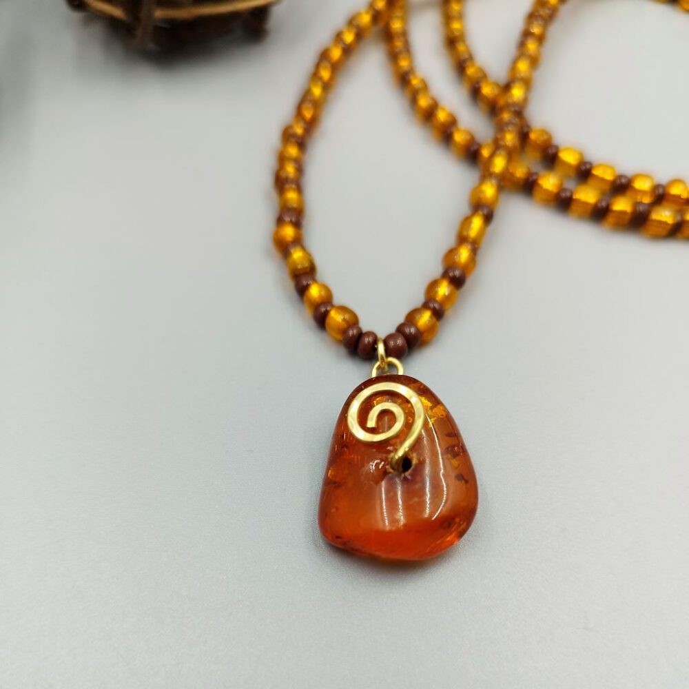 Kette mit Bernstein Anhänger