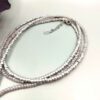 Lange Kette silber-grau mit Kristallen