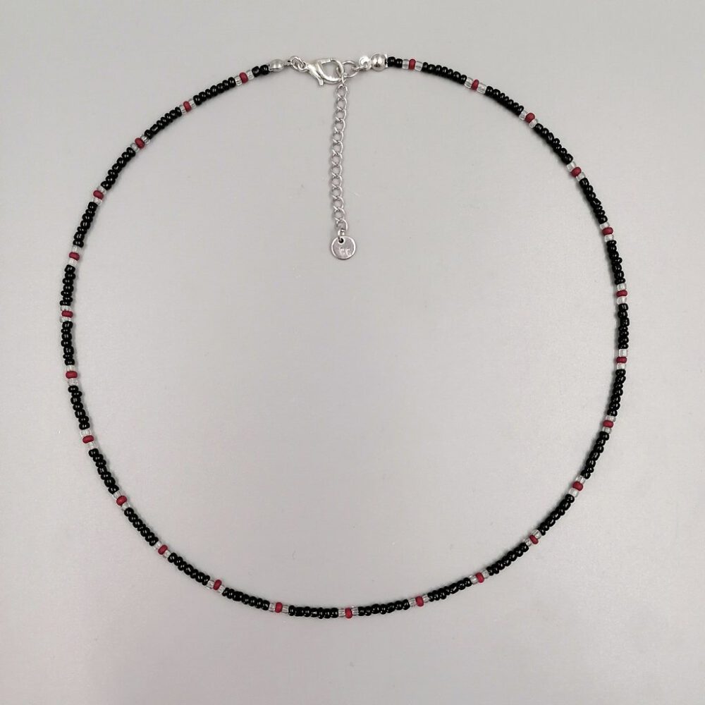 Rocailles-Kette schwarz-rot mit Edelstahl