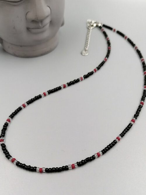 Rocailles-Kette schwarz-rot mit Edelstahl