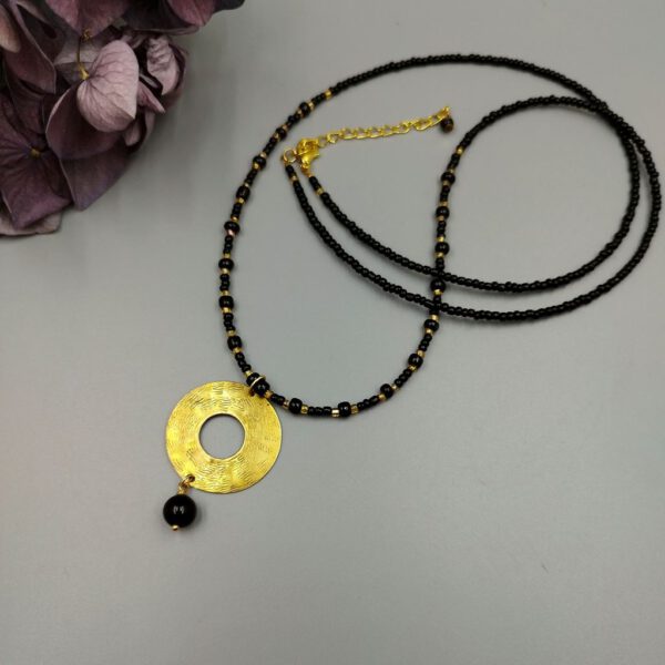 Lange Perlen Kette Onyx & Gold