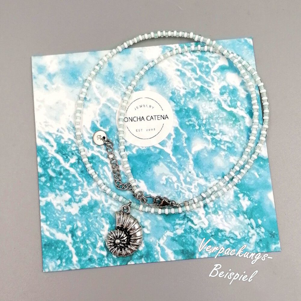 Zarte Muschelkette in Weiß & Pastell-Türkis