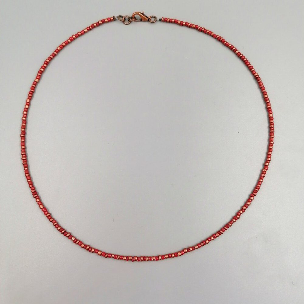 Kette aus Rocailles in Kupfer & Orange