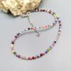 Kurze Kette aus bunten Rocailles