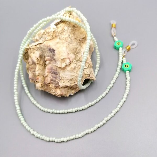 Mintgrüne Brillenkette mit Blümchen