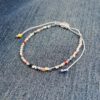 Buntes Boho Armband mit Herzanhänger