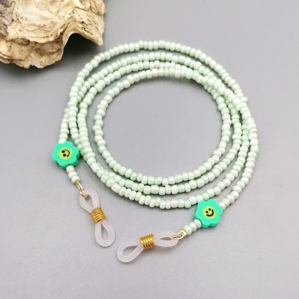 Mintgrüne Brillenkette mit Blümchen
