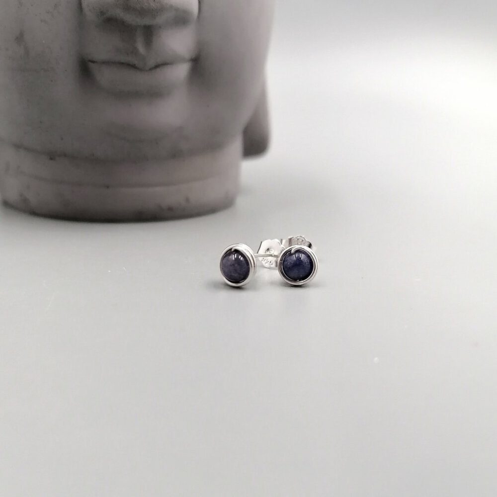 Silber Ohrstecker mit blauen Saphiren