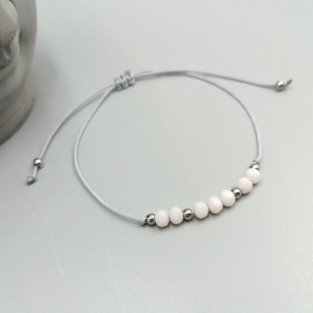 Feminines Armband mit rosa Facettenperlen Textilarmband mit rosa Kristallperlen