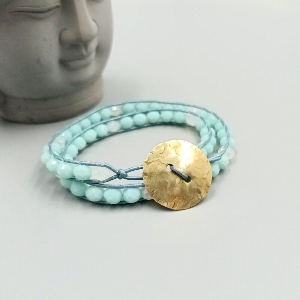 Handmade Wickelarmband mit Messingscheibe Leder Wickelarmband türkis, Messingknopf