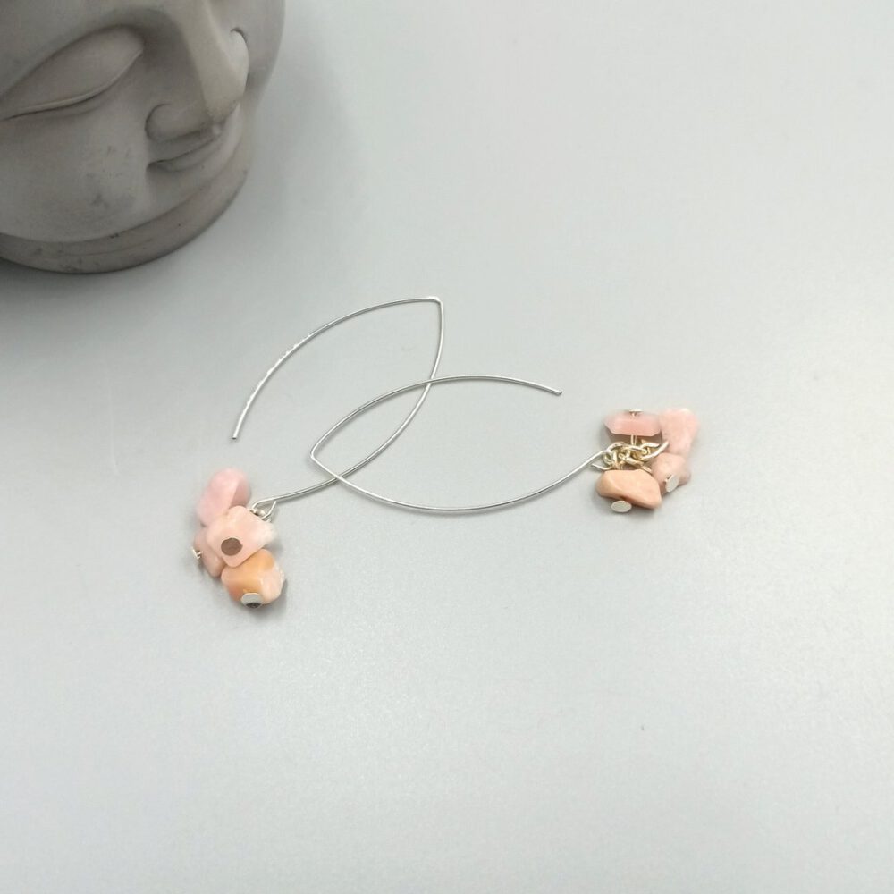 Ohrhänger mit Andenopal im femininen Design Zarte Ohrhänger mit Andenopal