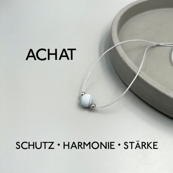 Kette mit blau-grauer Achatperle verstellbar