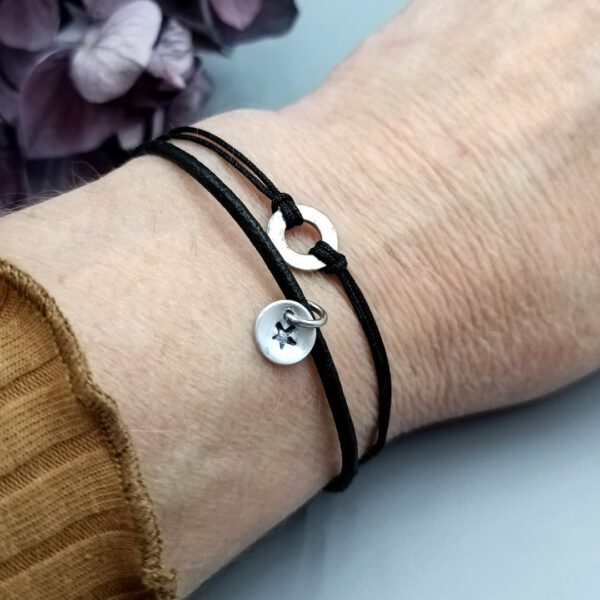 Lederarmband schwarz mit Stern Anhänger