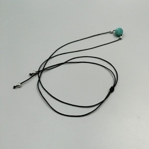 Kette mit matt grüner Achatperle, verstellbar