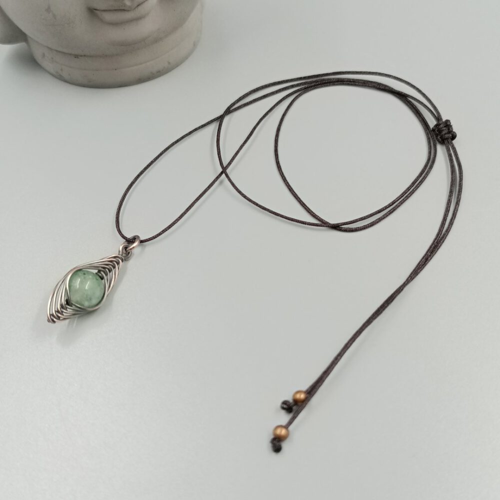 Kette mit Kupferdraht gefasster Aventurin-Anhänger Aventurin-Herringbone Kette handgefertigt
